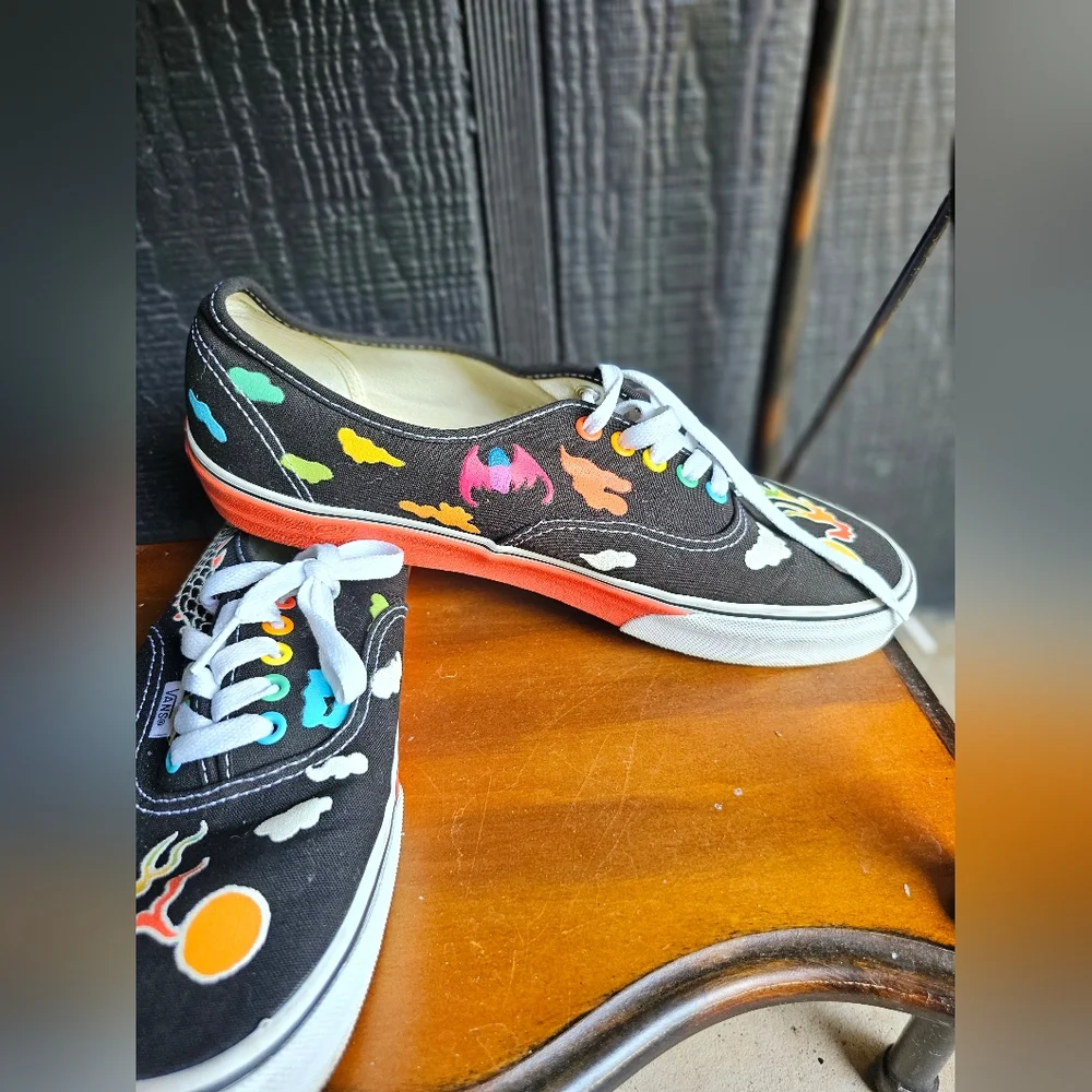 Vans X Kaitlin Chan Pride/Awareness Authentic Sneakers M-10.5 W-12 - Picture 7 of 12